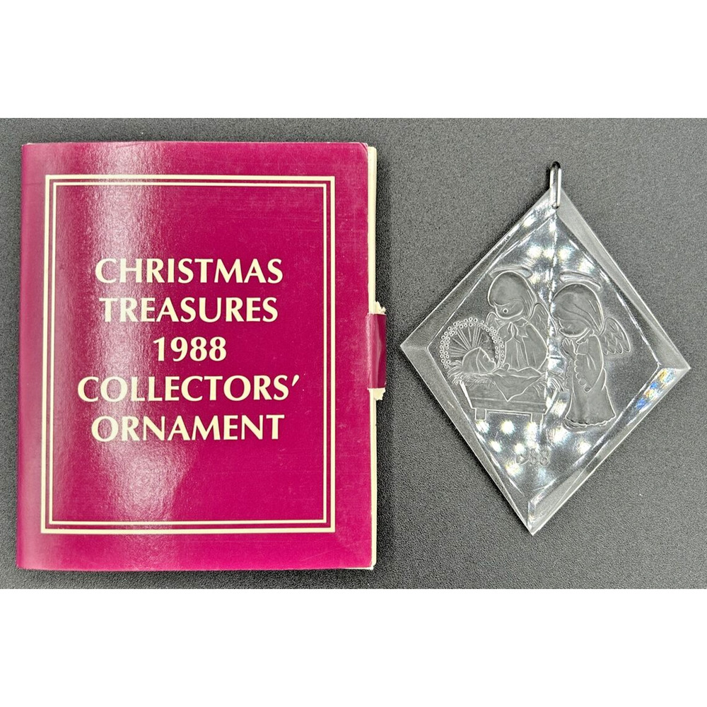 1988 Christmas Treasures Collectors' Acrylic‎ Ornament SKU U232